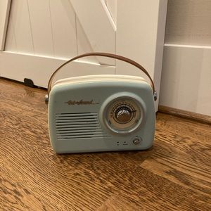 Old fashion teal green radio